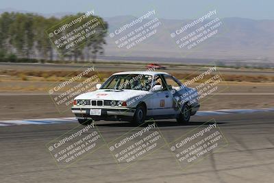 media/Oct-01-2022-24 Hours of Lemons (Sat) [[0fb1f7cfb1]]/10am (Front Straight)/